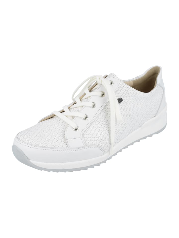 Schnürschuh in weiß