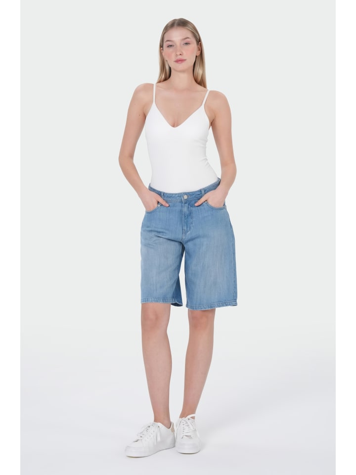 Nicola Shorts Forever Blue