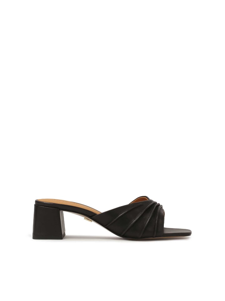Slipper in Schwarz