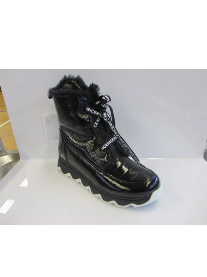 Boots in Schwarz