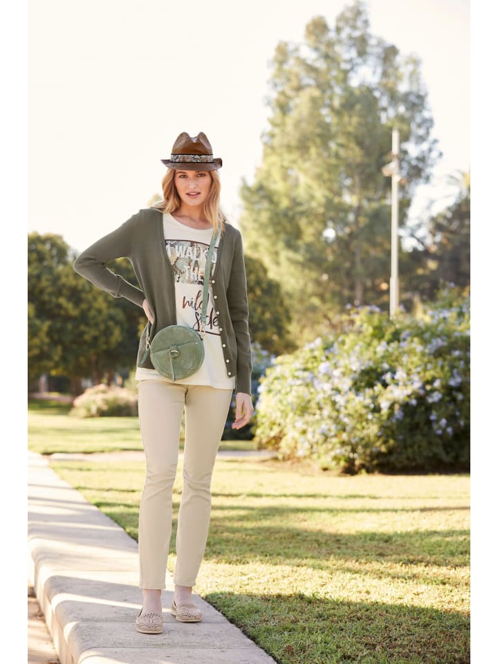 Feinstrickjacke in oliv