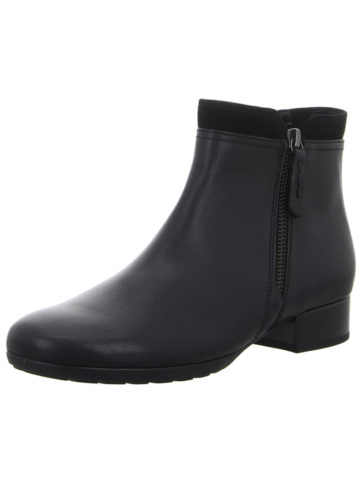 Klassische Stiefelette in schwarz