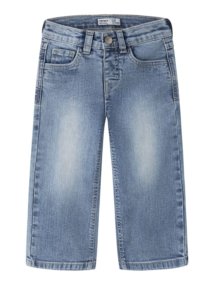 Jeans in Medium Blue Denim1