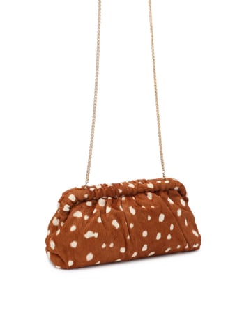 Kazar Clutches in Hellbraun