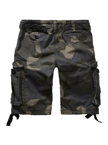 Brandit Cargo Shorts in M90 darkcamo