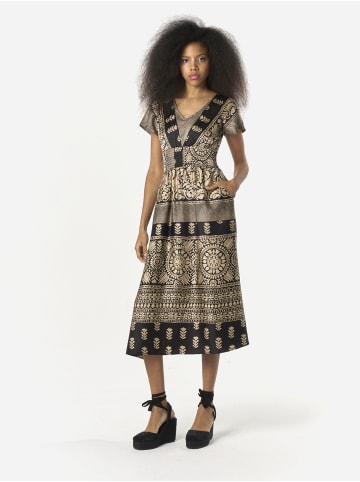 KOROSHI Langbedruckte Damenkleidung in Schwarz