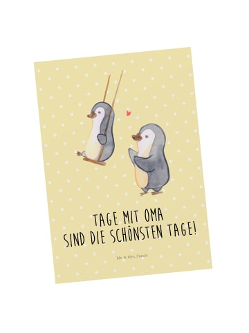 Mr. & Mrs. Panda Postkarte Pinguin Oma schaukeln mit Spruch in Gelb Pastell