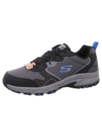 Skechers sportlicher Schnürer Hillcrest in Schwarz