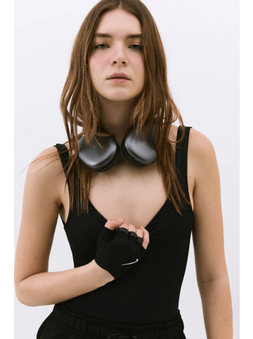 NO MATTER WHAT Blouse in Schwarz