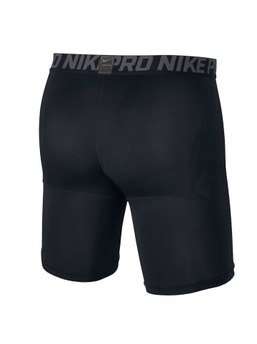 Nike Jogginghose Pro Compression 6" Short  in schwarz