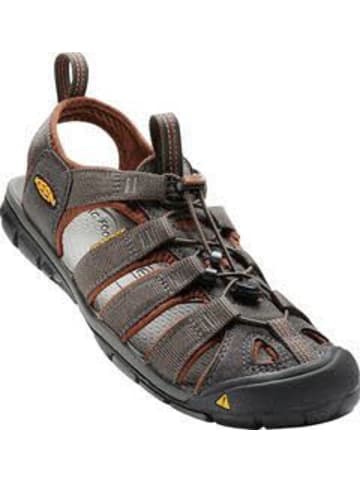 Keen Herren-Sandalen CLEARWATER CNX M-RAVEN/TORTOIS in schwarz