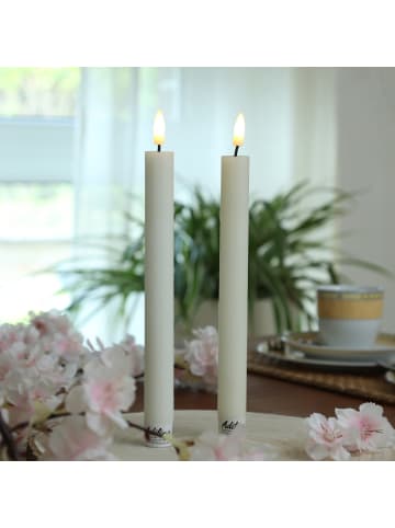 Adilina 2x LED Stabkerzen LINA Rustik-Optik Echtwachs H: 24cm in creme