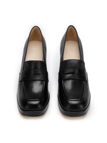 Wittchen Leather pumps in Black