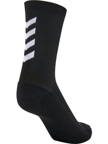 Hummel Sportsocken "Hmlessential Training Socks" in Schwarz