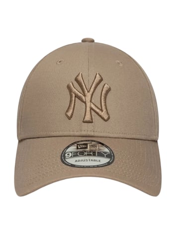 NEW ERA New Era League Essential 9FORTY New York Yankees Cap in Braun