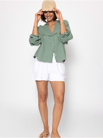 SASSYCLASSY Musselin Bluse mit V-Ausschnitt und Fransen in Grün