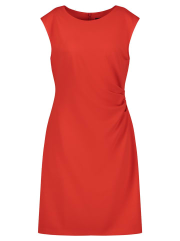 TAIFUN Kleid in Rot