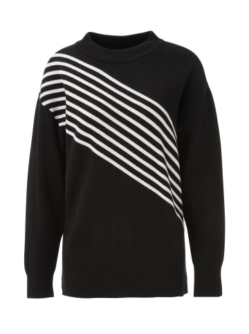 Strickpullover in schwarz mit weißen Streifen