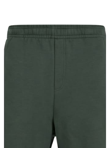 Urban Classics Track Pant in forest