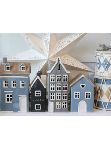 Chic Antique Lichthaus FRENCH GREY Grau CHAMONIX Haus für Teelicht 25 cm