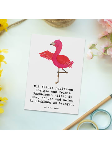 Mr. & Mrs. Panda Postkarte Yoga Trainerin Harmonie mit Spruch in Weiß