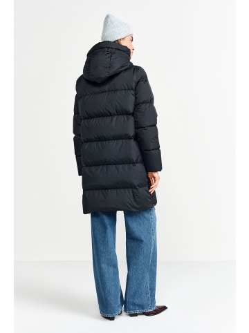 Rich & Royal Mantel in schwarz