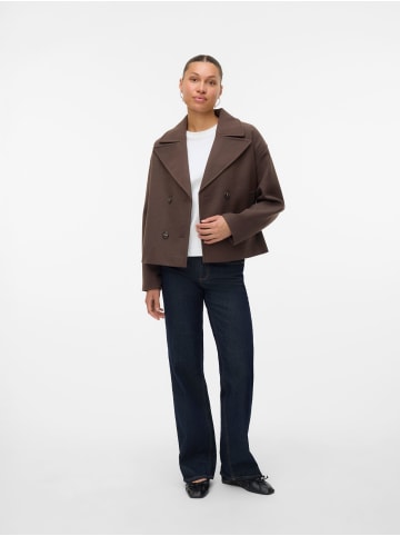 Vero Moda Short Jacket mit Reverskragen und Zweireiher in Chocolate Brown