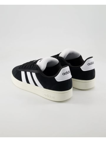 adidas Sneaker low in Schwarz