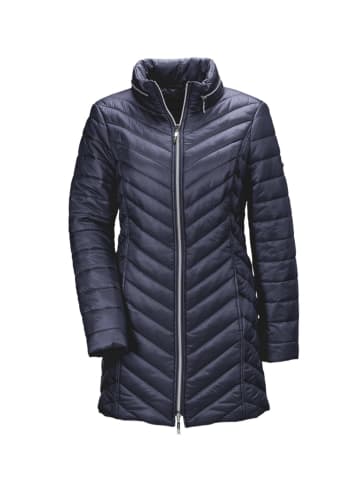 GOLDNER Kurzgröße:  Figurschmeichelnde, leichte Longsteppjacke in marine