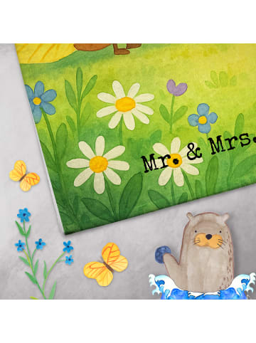 Mr. & Mrs. Panda Handtuch Raupe Schmetterling Design mit Spruch in Weiß