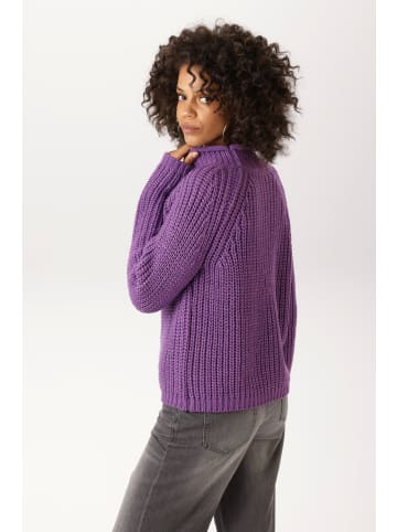 Aniston CASUAL Strickpullover in lavendel