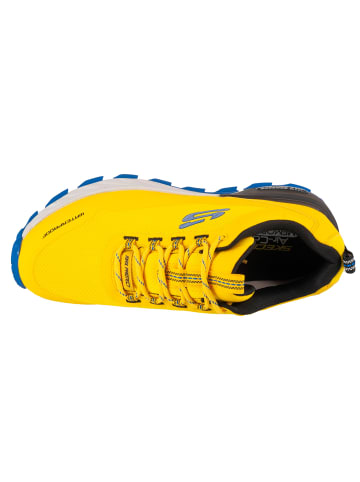 Skechers Skechers Max Protect-Fast Track in Gelb