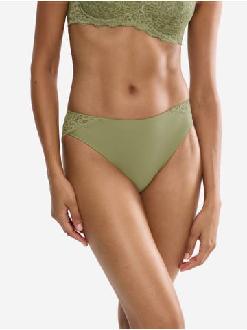 Triumph Tai-Slip Red Label Amourette in Olive Gold