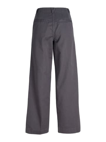 JJXX Hose in Asphalt