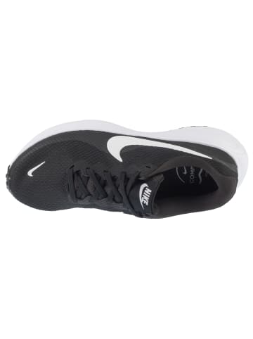 Nike Nike Revolution 8 in Schwarz