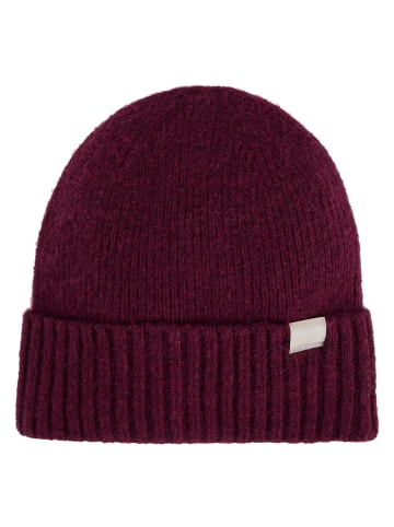 Regatta Ribbed Basic Beanie in Beere