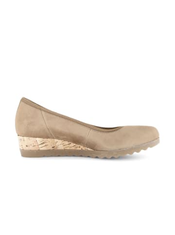 Gabor Keilpumps in beige