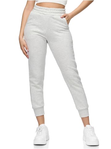 REPUBLIX Sporthose LYLA in Hellgrau