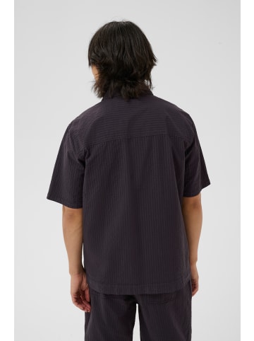 Matinique Kurzarmhemd MAklampo Relaxed fit in Washed Black