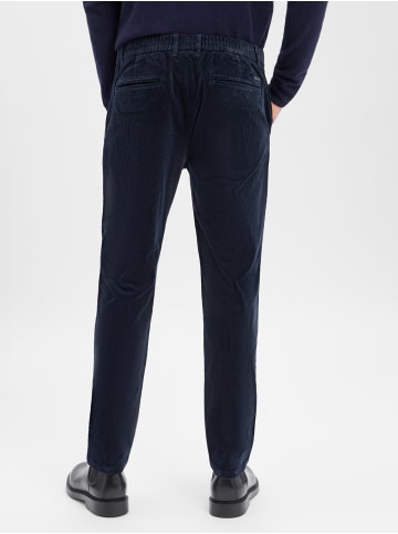 Finshley & Harding Hose Tyler in marine