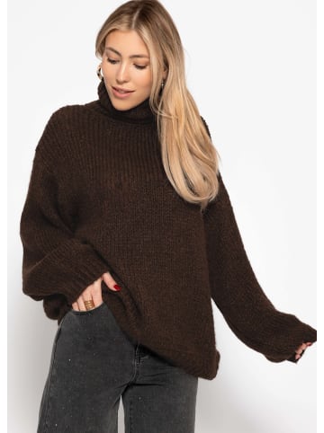 SASSYCLASSY Oversize Rollkragenpullover in Braun