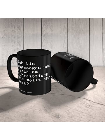 Mr. & Mrs. Panda Tasse Ich bin angezogen und... mit Spruch in Schwarz