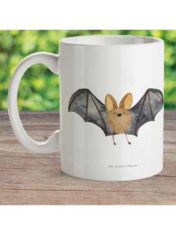 Mr. & Mrs. Panda Kindertasse Fledermaus Flügel ohne Spruch in Weiß