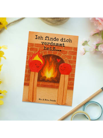 Mr. & Mrs. Panda Postkarte Streichhölzer Design mit Spruch in Weiß