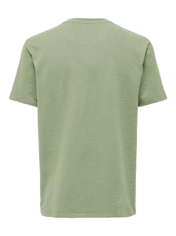 ONLY & SONS T-shirt in Seagrass