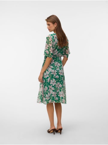 Vero Moda Mehrlagiges Kleid in Bosphorus