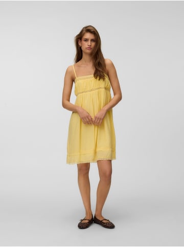 Vero Moda Strandkleid in Pale Banana