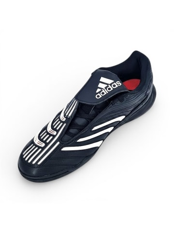adidas Hallenschuhe Predator Sala in Schwarz