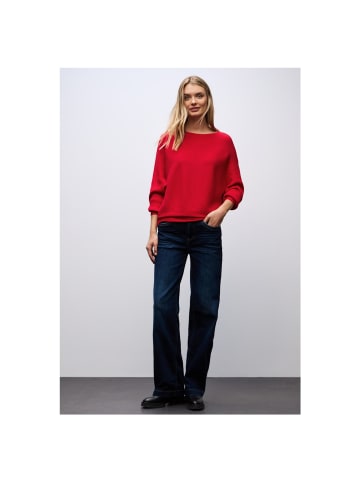 Street One Pullover in Racing Red