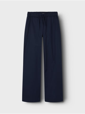 name it Hose in Navy Blazer